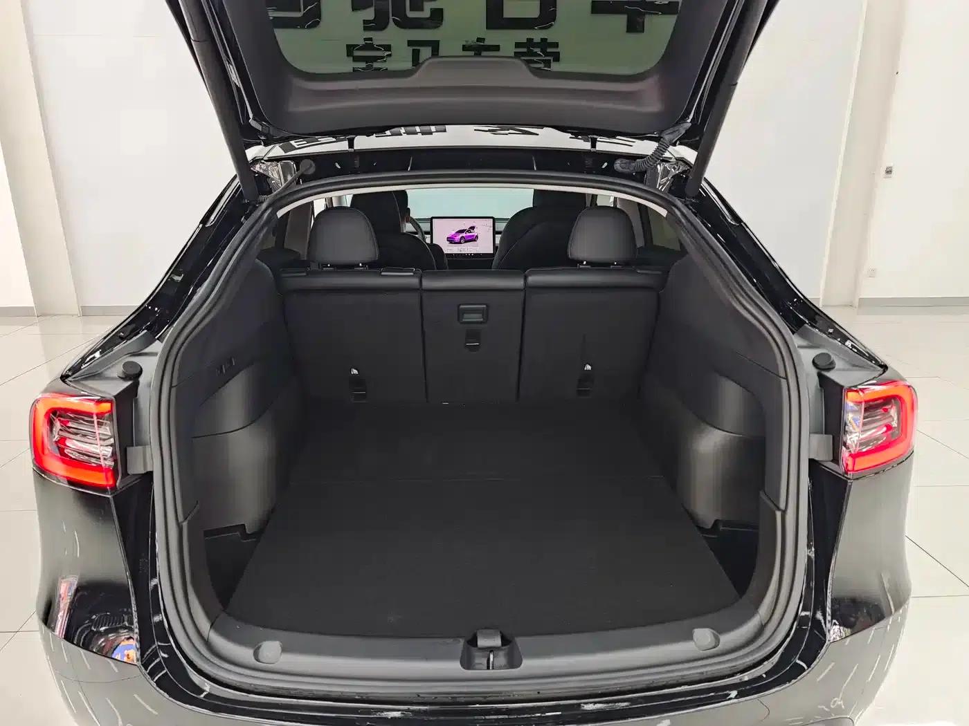 Model Y 2022 Facelift Rear-Wheel Drive Version — миниатюра 6