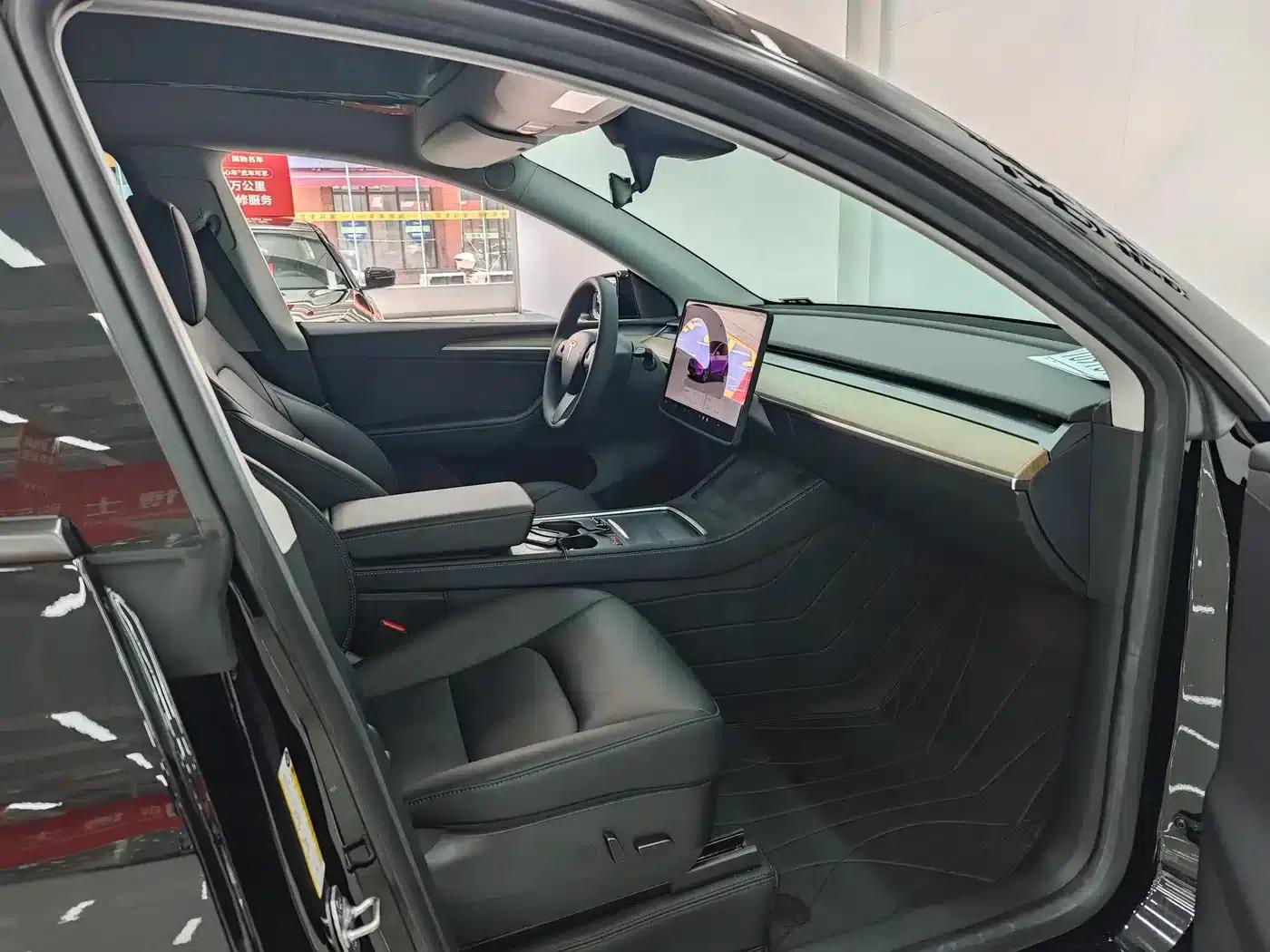 Model Y 2022 Facelift Rear-Wheel Drive Version — миниатюра 8