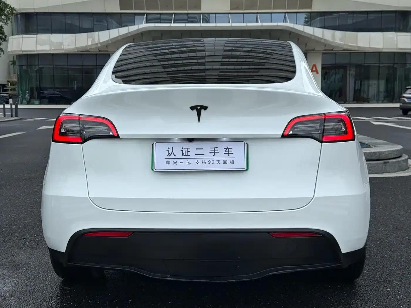 Model Y 2024 Rear-Wheel Drive — миниатюра 12