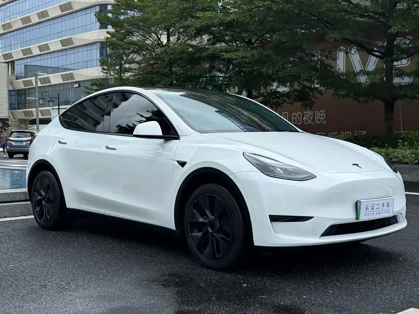 Model Y 2024 Rear-Wheel Drive — миниатюра 3
