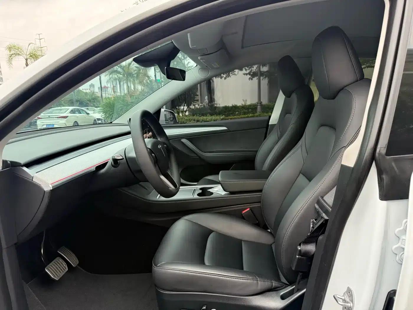 Model Y 2024 Rear-Wheel Drive — миниатюра 4
