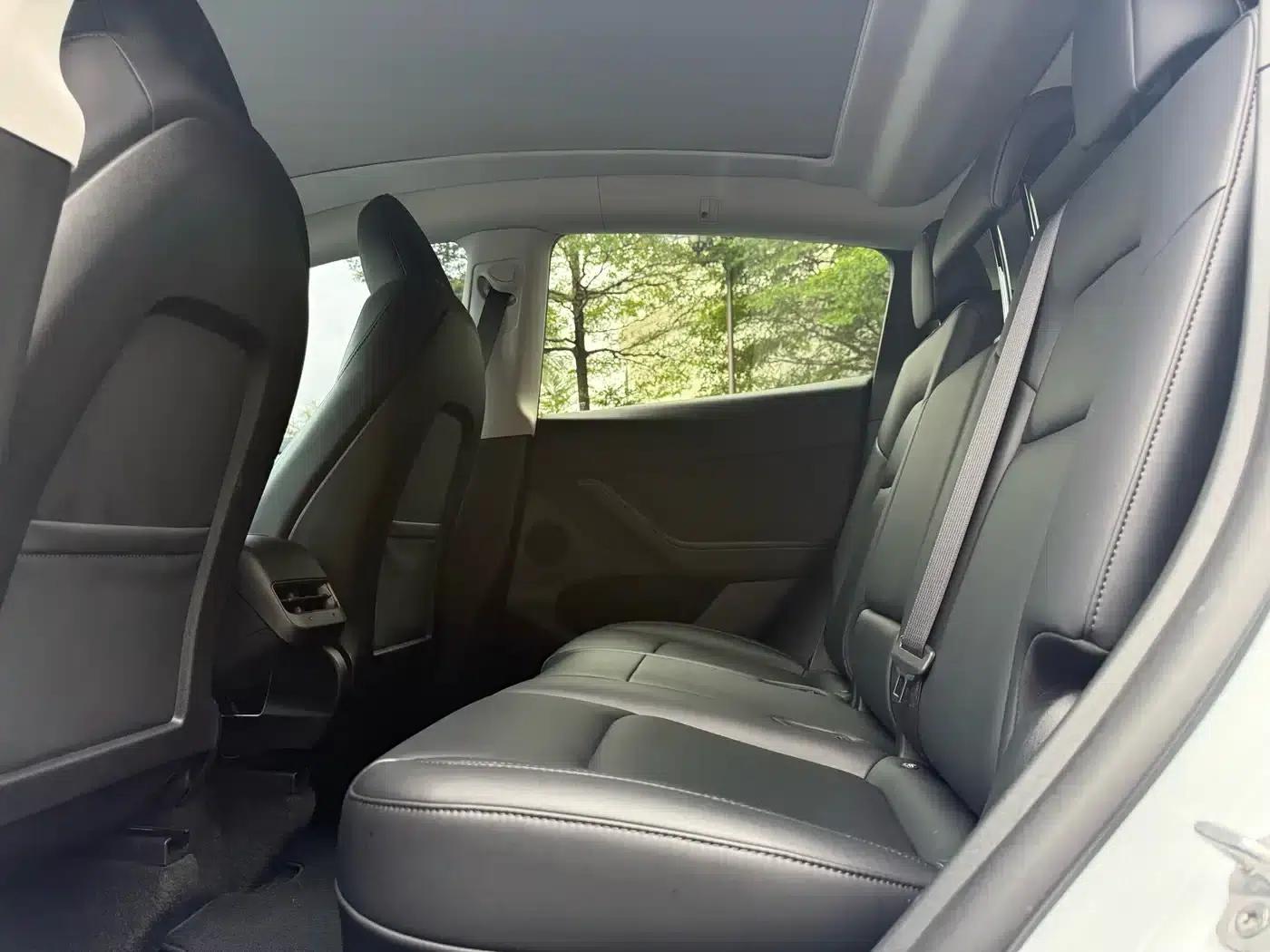Model Y 2024 Rear-Wheel Drive — миниатюра 8