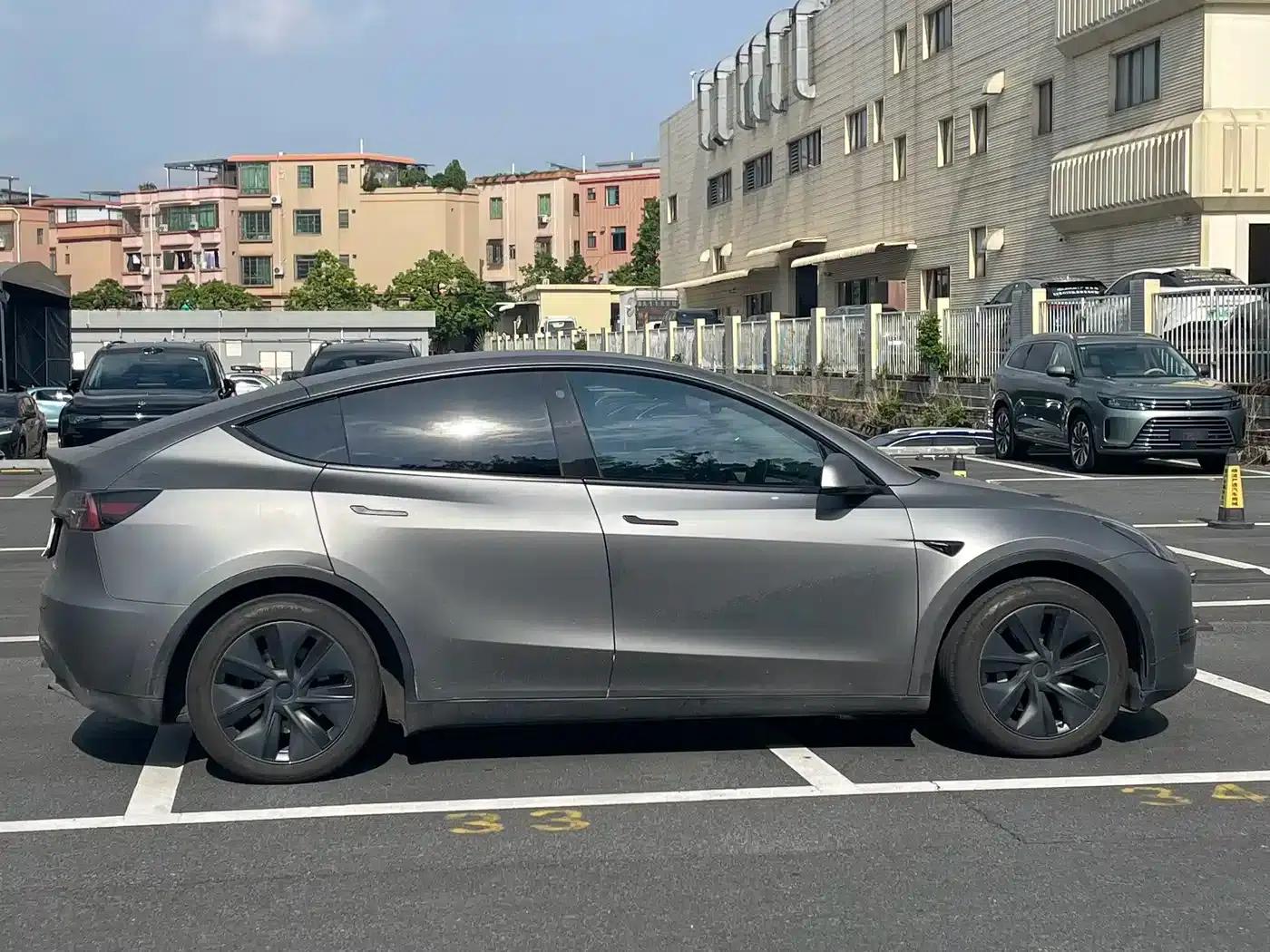 Model Y 2023 Rear-Wheel Drive — миниатюра 6