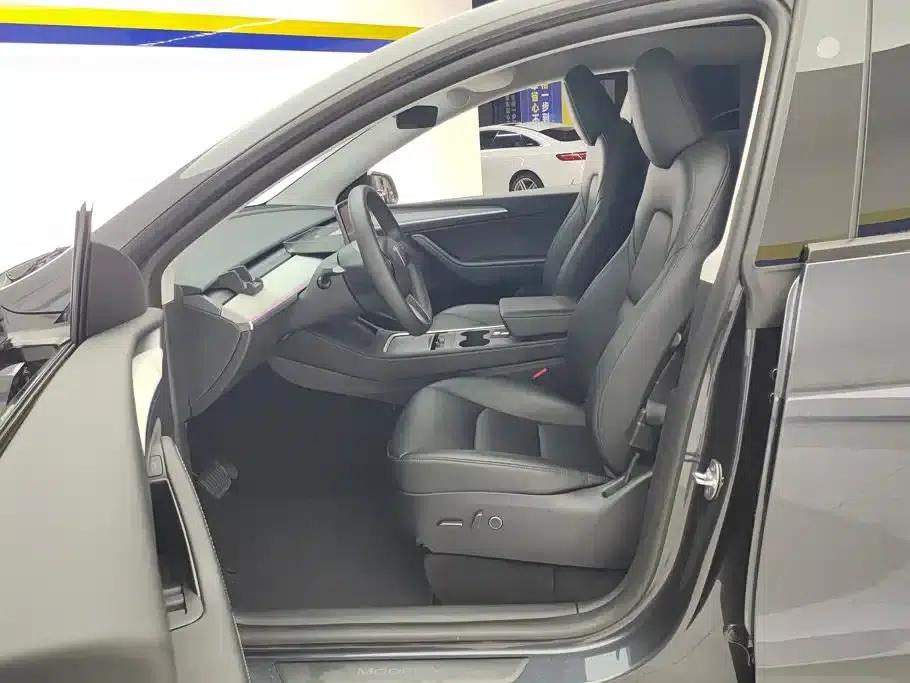 Model Y 2024 Rear-Wheel Drive — миниатюра 9
