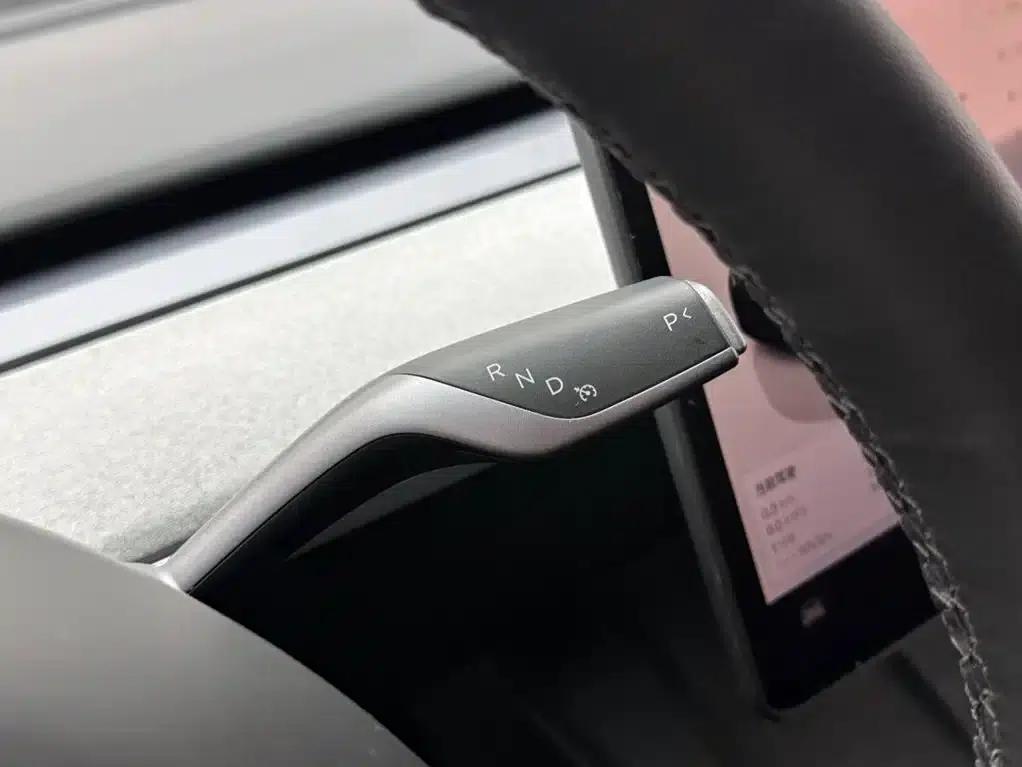 Model Y 2023 Rear-Wheel Drive — миниатюра 18