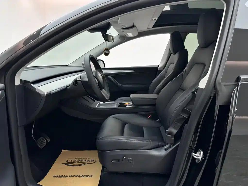 Model Y 2023 Rear-Wheel Drive — миниатюра 8