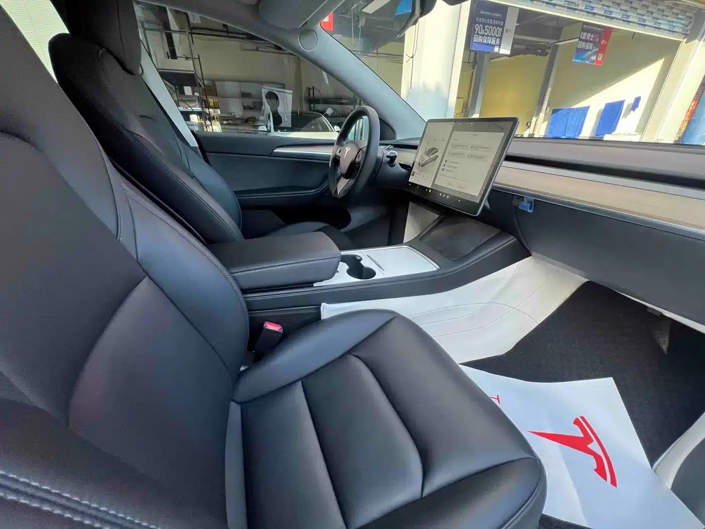 Model Y 2022 Long Range All-Wheel Drive — миниатюра 10