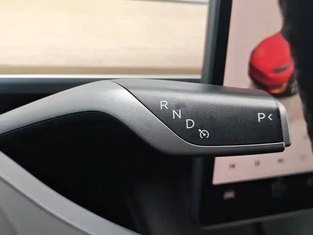 Model Y 2022 Rear-Wheel Drive — миниатюра 13