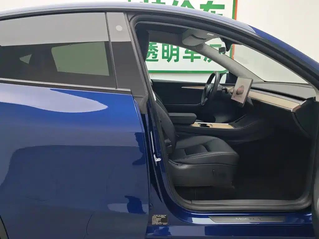 Model Y 2022 Rear-Wheel Drive — миниатюра 23