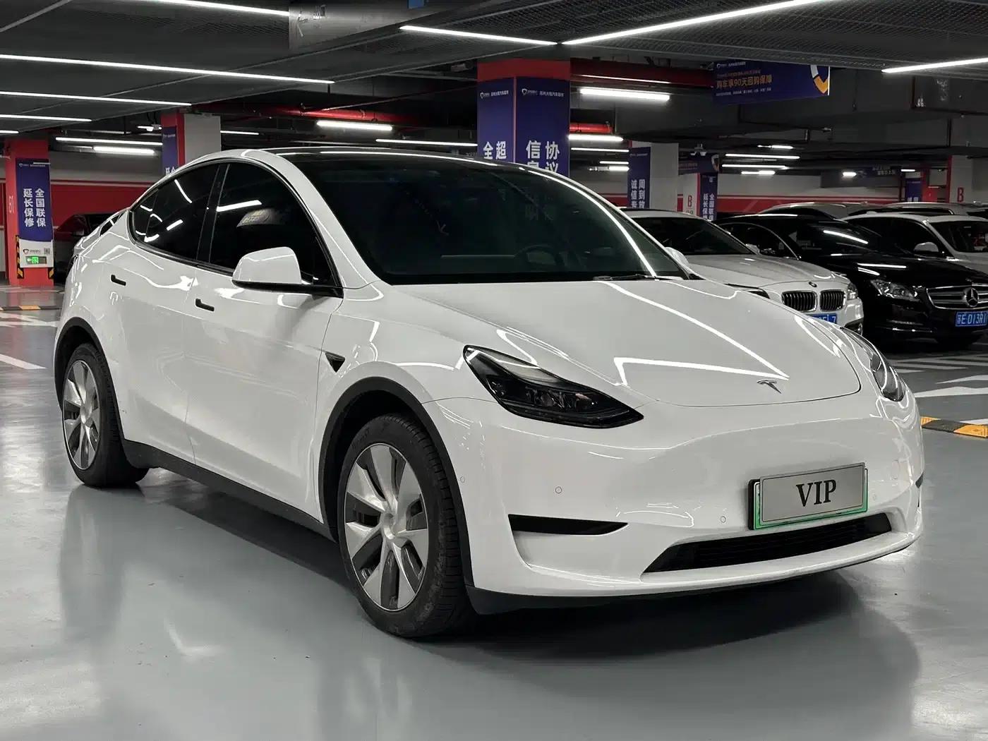Model Y 2022 Rear-Wheel Drive — миниатюра 3