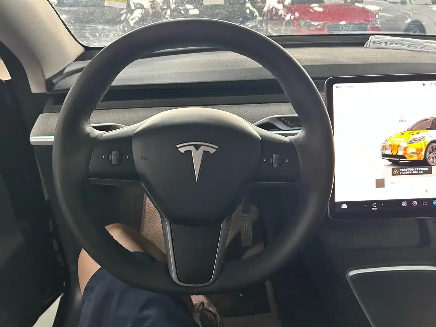 Model Y 2024 Rear-Wheel Drive — миниатюра 7