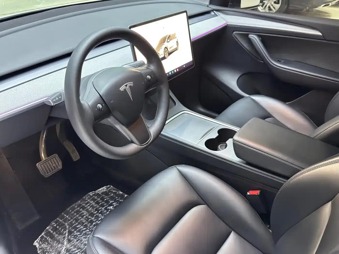 Model Y 2024 Rear-Wheel Drive — миниатюра 9