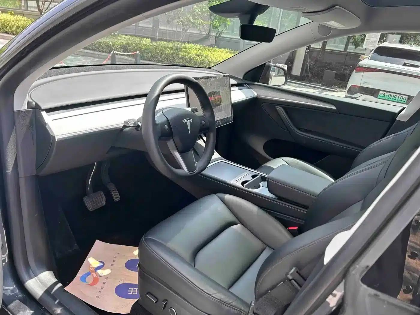Model Y 2024 Rear-Wheel Drive — миниатюра 4