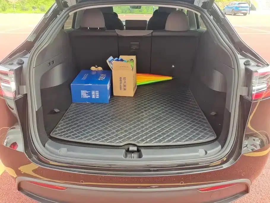 Model Y 2022 Rear-Wheel Drive — миниатюра 4
