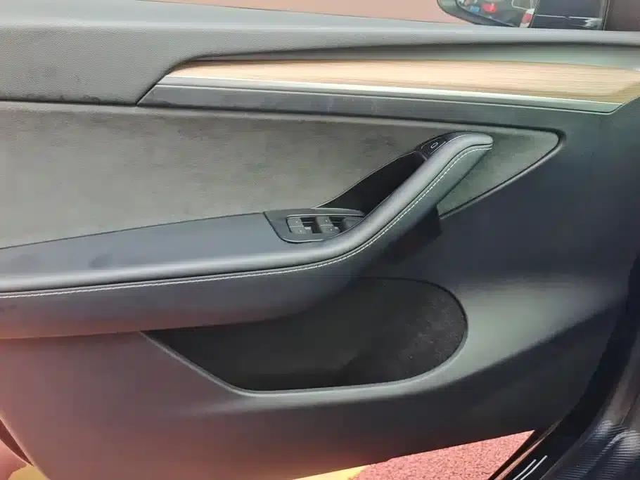 Model Y 2022 Rear-Wheel Drive — миниатюра 7