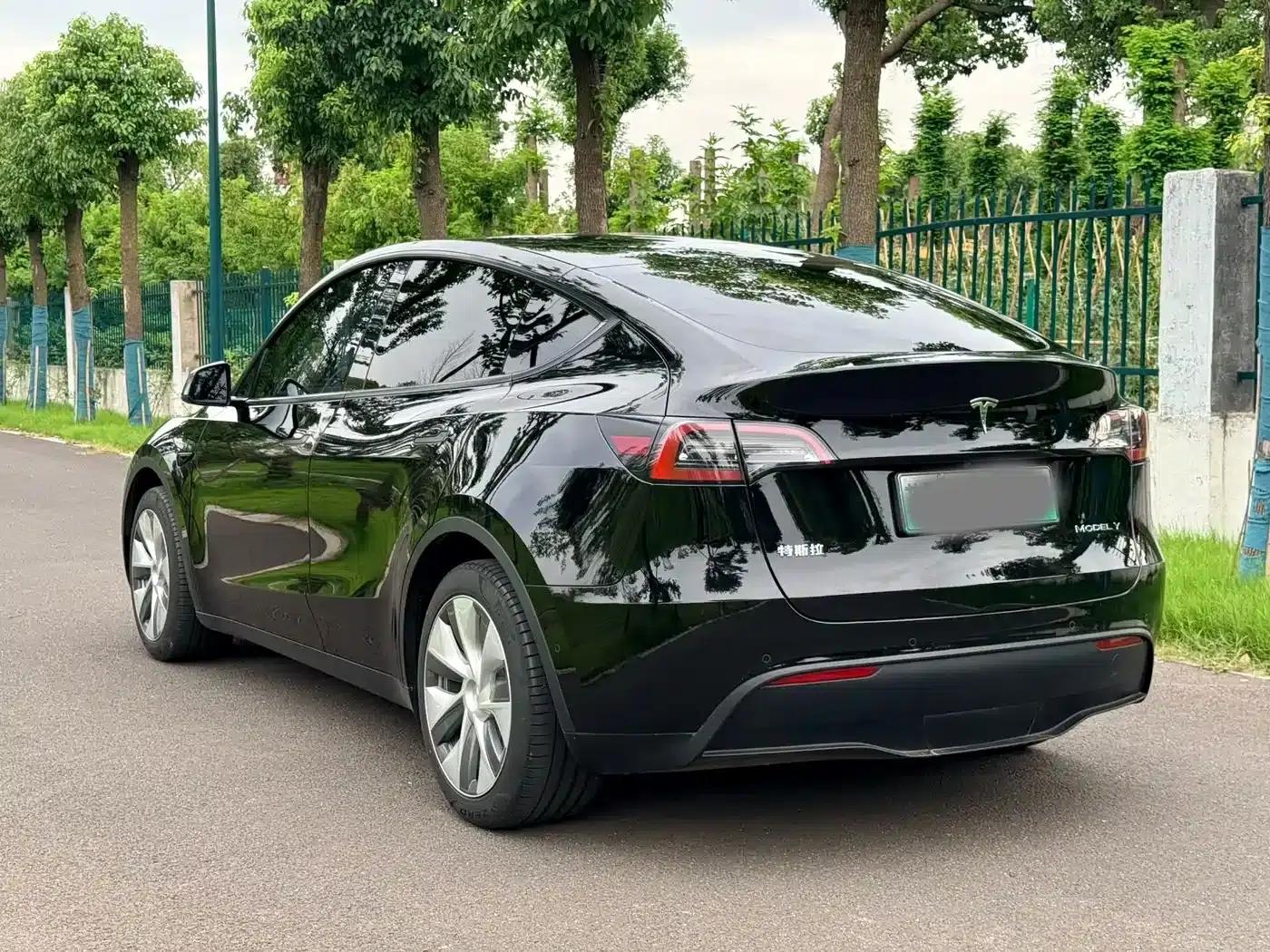 Model Y 2022 Facelift Rear-Wheel Drive Version — миниатюра 6