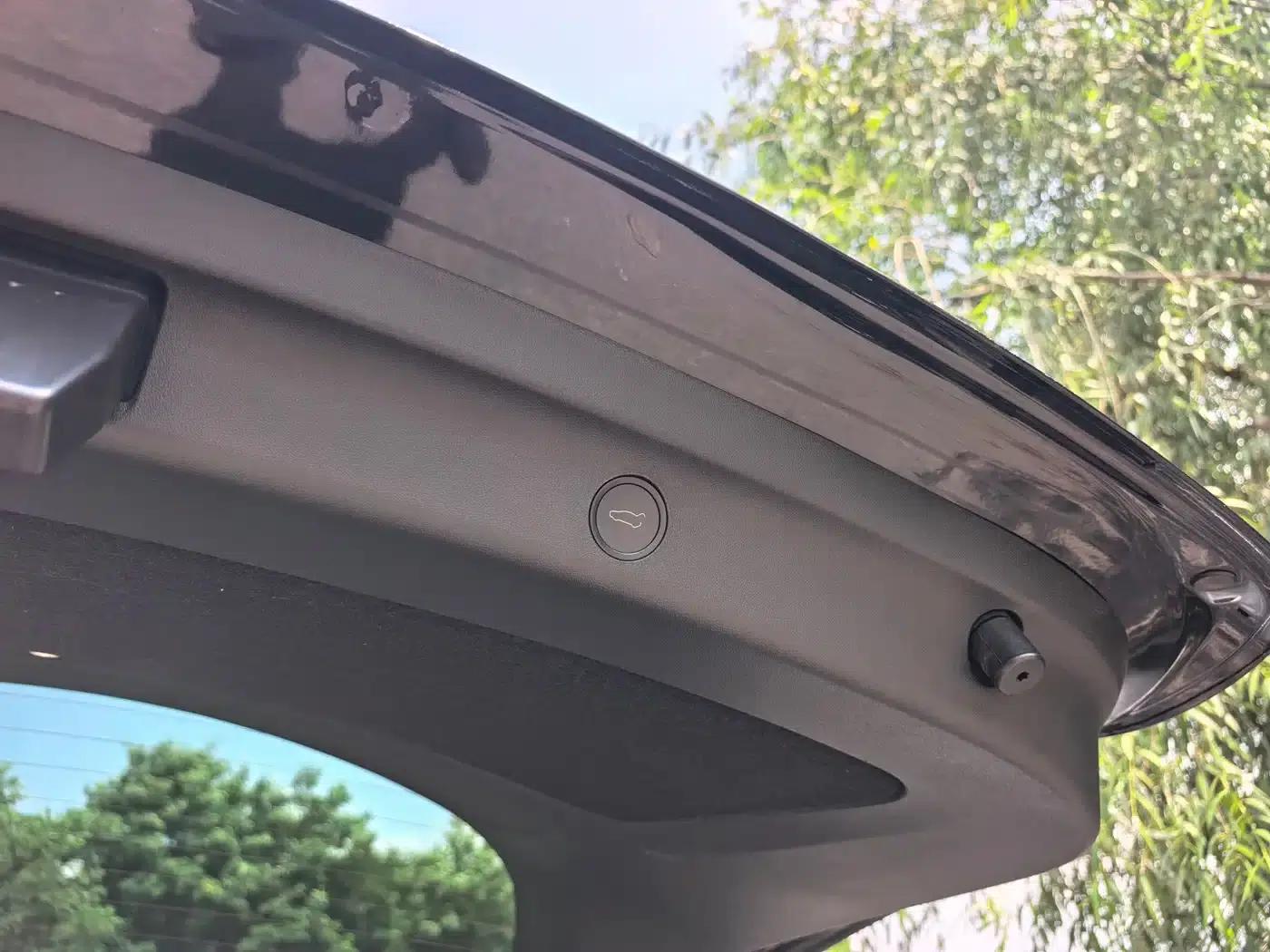 Model Y 2022 Long Range All-Wheel Drive — миниатюра 25