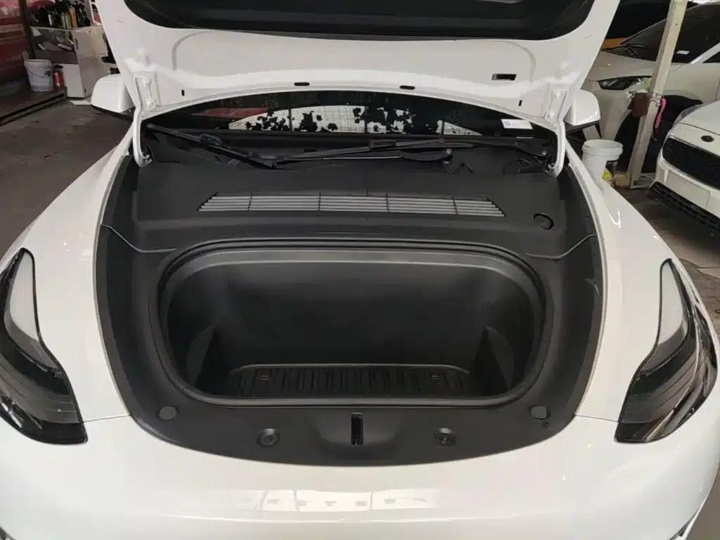 Model Y 2021 Standard Range Rear-Wheel Drive — миниатюра 20