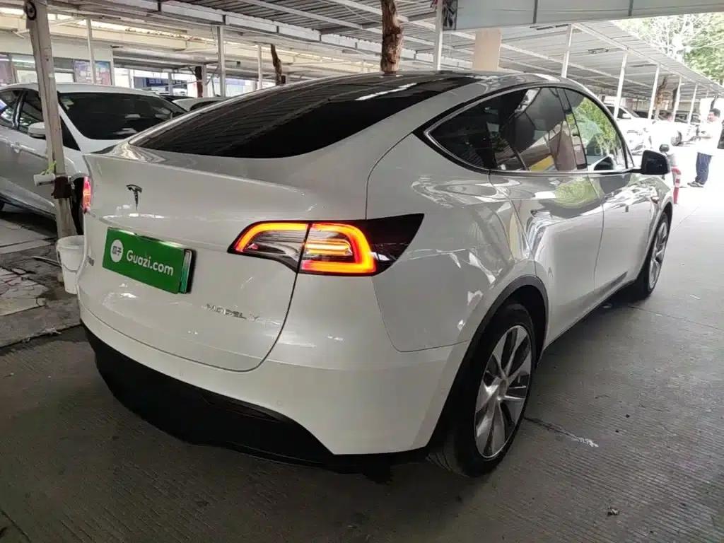 Model Y 2021 Standard Range Rear-Wheel Drive — миниатюра 7