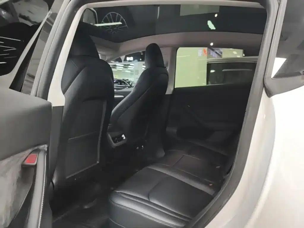 Model Y 2022 Facelift Rear-Wheel Drive Version — миниатюра 17