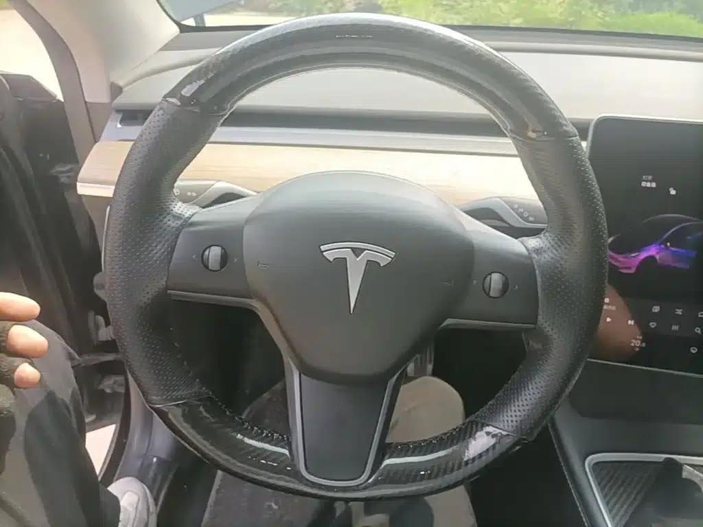 Model Y 2021 Standard Range Rear-Wheel Drive — миниатюра 11
