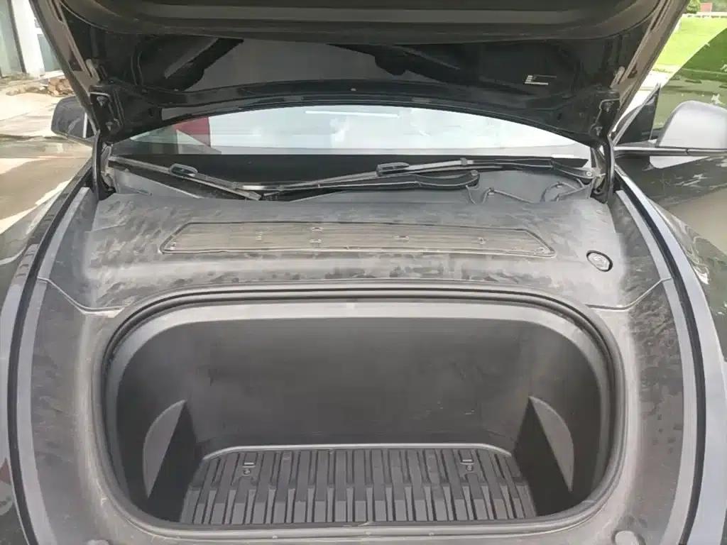 Model Y 2021 Standard Range Rear-Wheel Drive — миниатюра 20