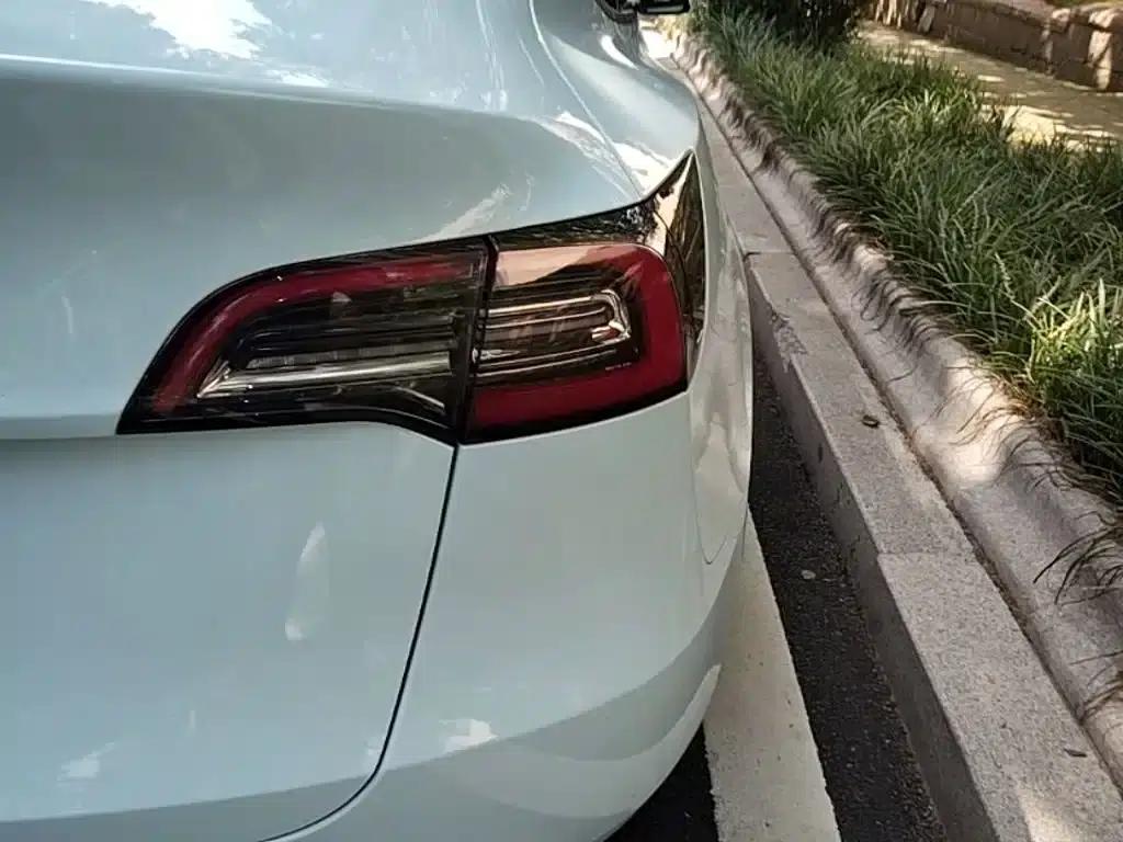 Model Y 2023 Long Range All-Wheel Drive — миниатюра 8