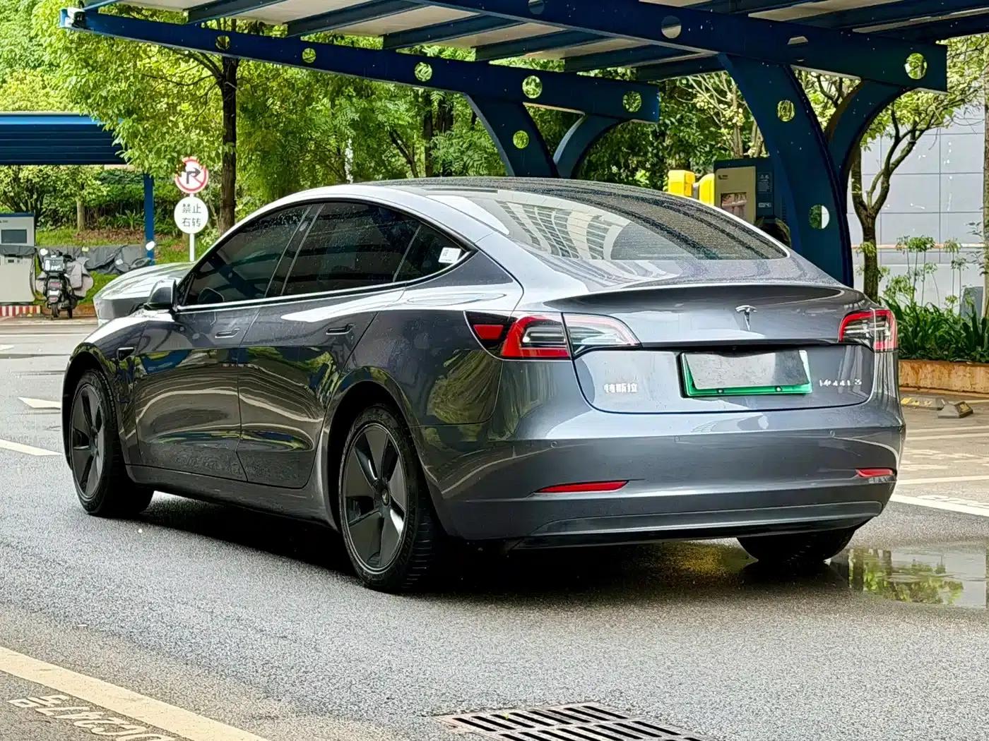 Model 3 2021 Facelift Standard Range Rear-Wheel Drive Upgrade Version 3D1 — миниатюра 6