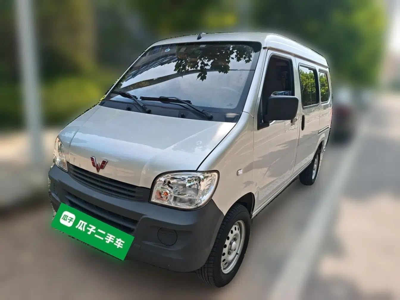 Wuling Zhiguang 2023 1.5L Practical Version 5/7 Seats — миниатюра 1