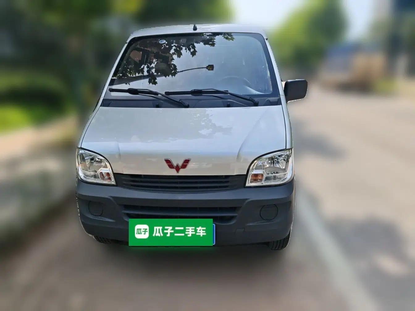 Wuling Zhiguang 2023 1.5L Practical Version 5/7 Seats — миниатюра 2