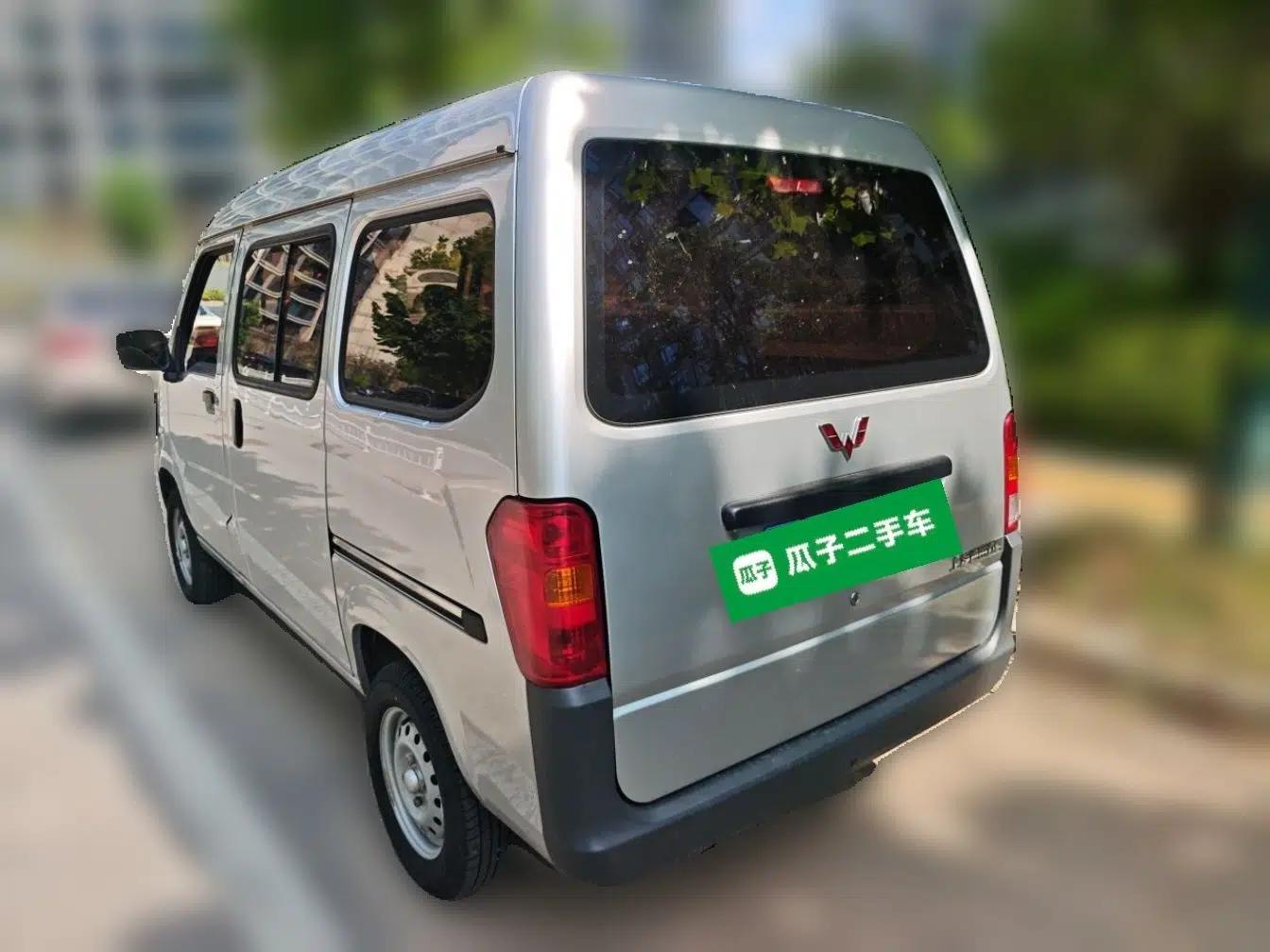 Wuling Zhiguang 2023 1.5L Practical Version 5/7 Seats — миниатюра 4