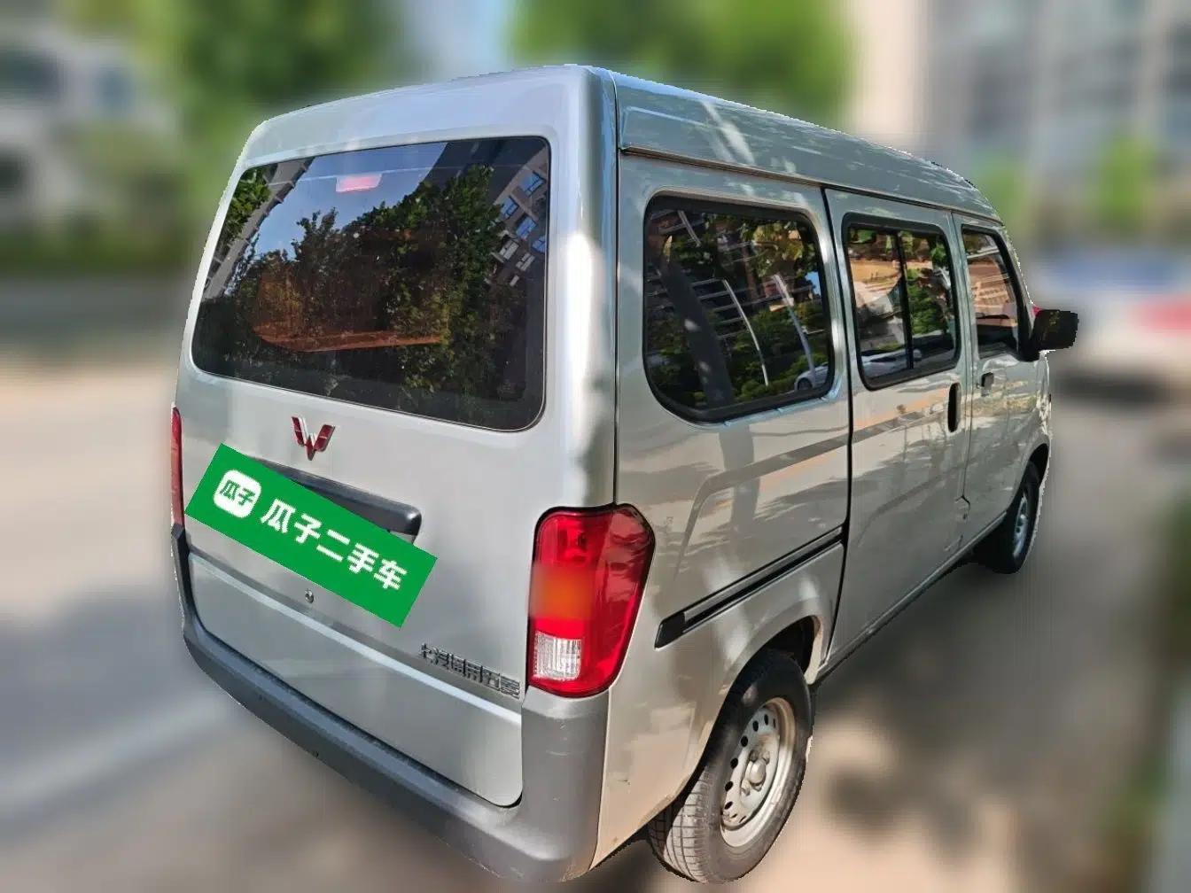 Wuling Zhiguang 2023 1.5L Practical Version 5/7 Seats — миниатюра 6