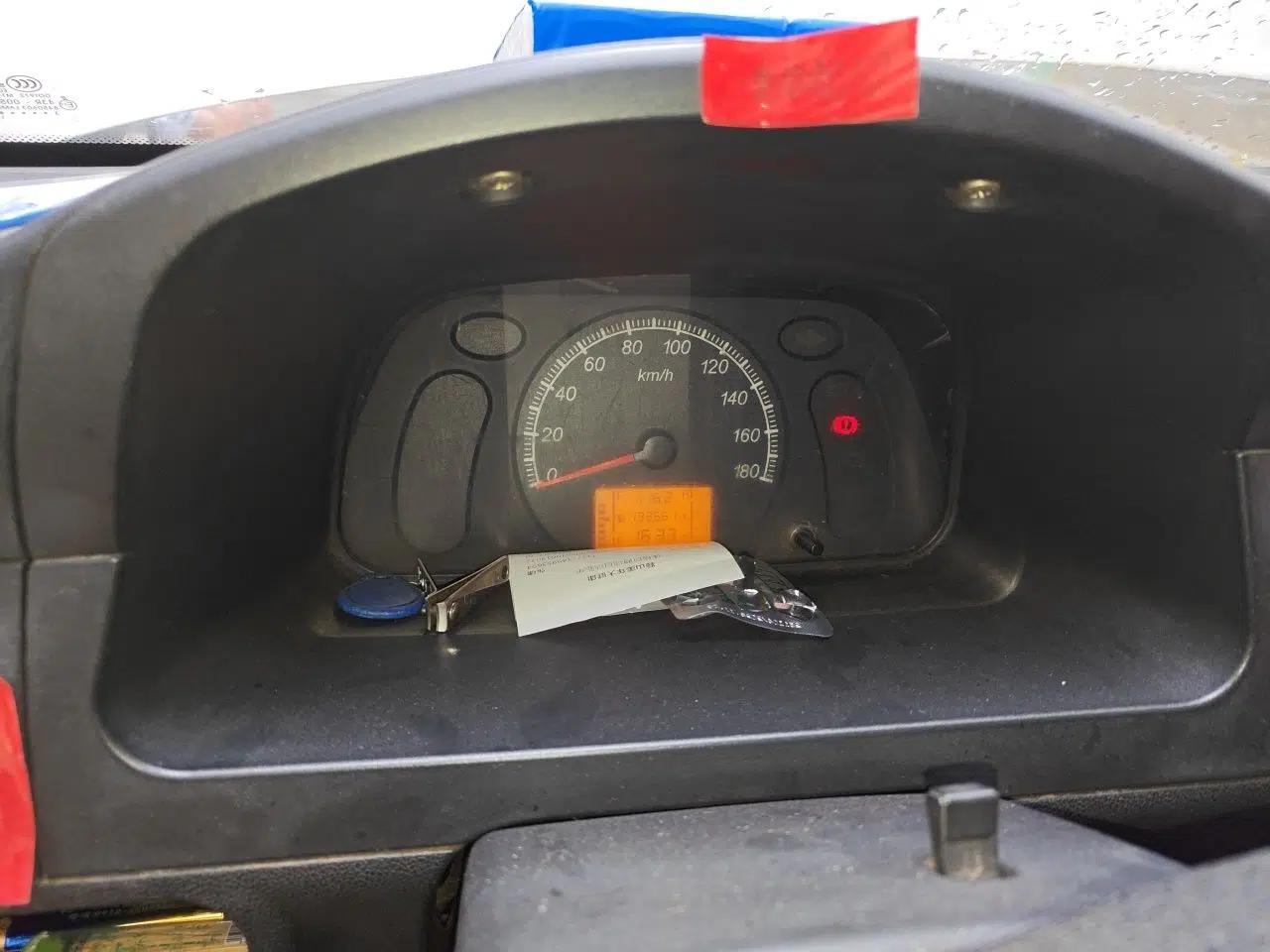 Wuling Zhiguang 2013 1.0L Practical Version — миниатюра 11
