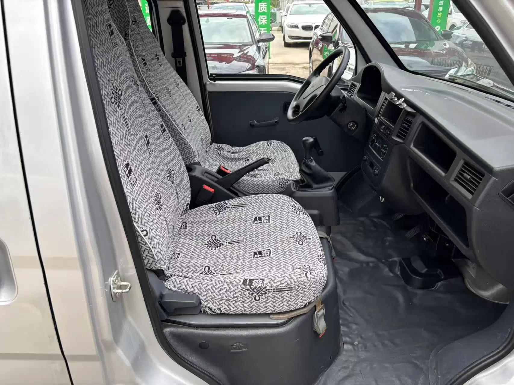 Wuling Zhiguang 2023 1.5L Practical Version 5/7 Seats — миниатюра 19