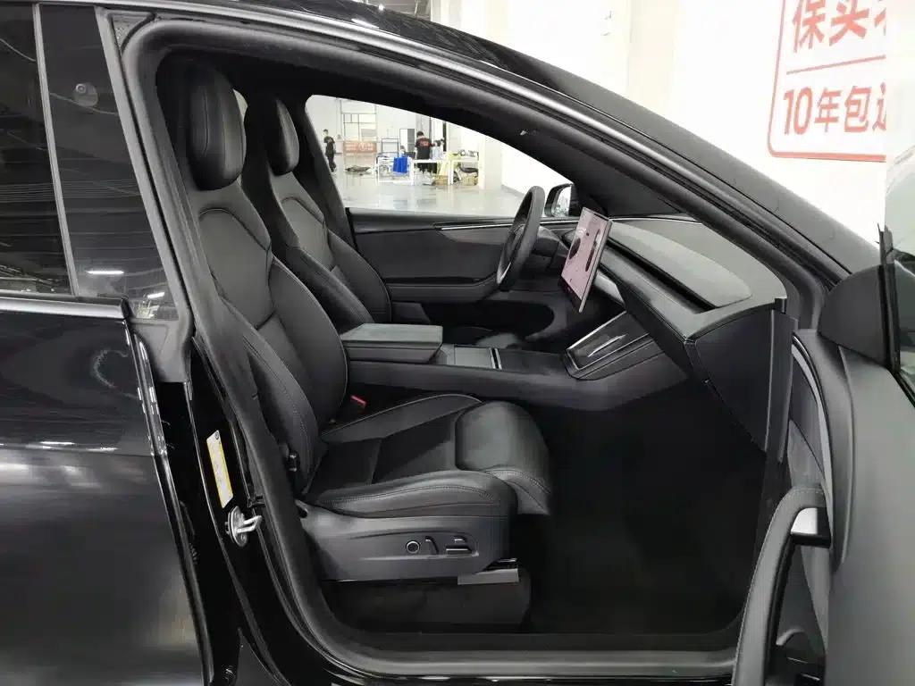 Model Y L 2025 Long Range All-Wheel Drive — миниатюра 23