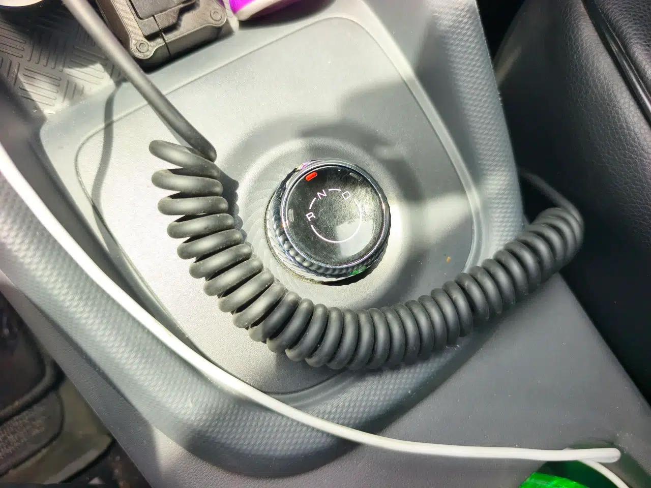 Wuling Hongguang New Energy 2025 Extended-Range Hybrid 50 km Standard Version — миниатюра 14