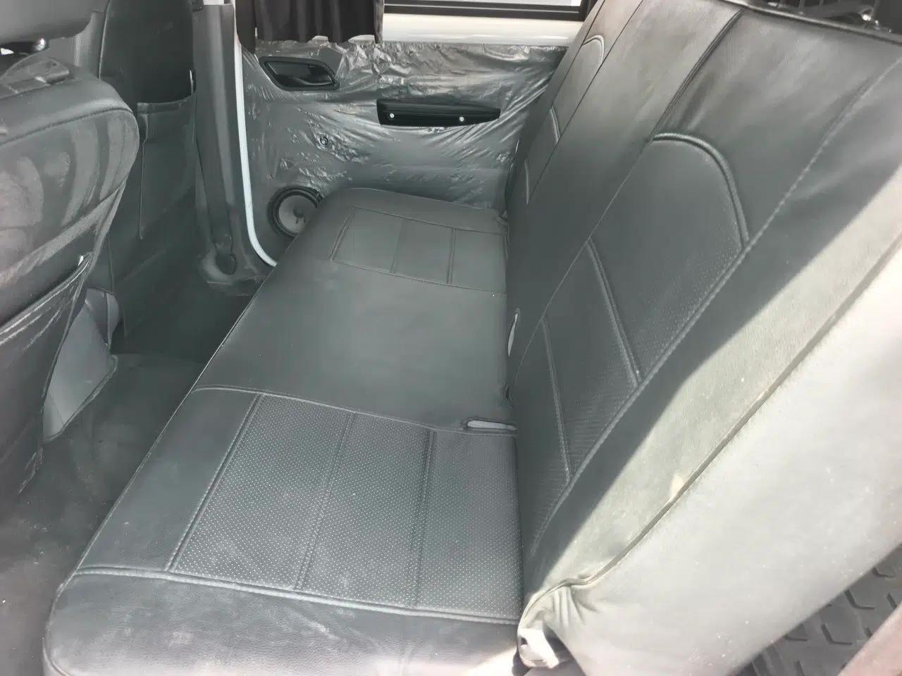 Wuling Hongguang New Energy 2025 Extended-Range Hybrid 50 km Standard Version — миниатюра 17