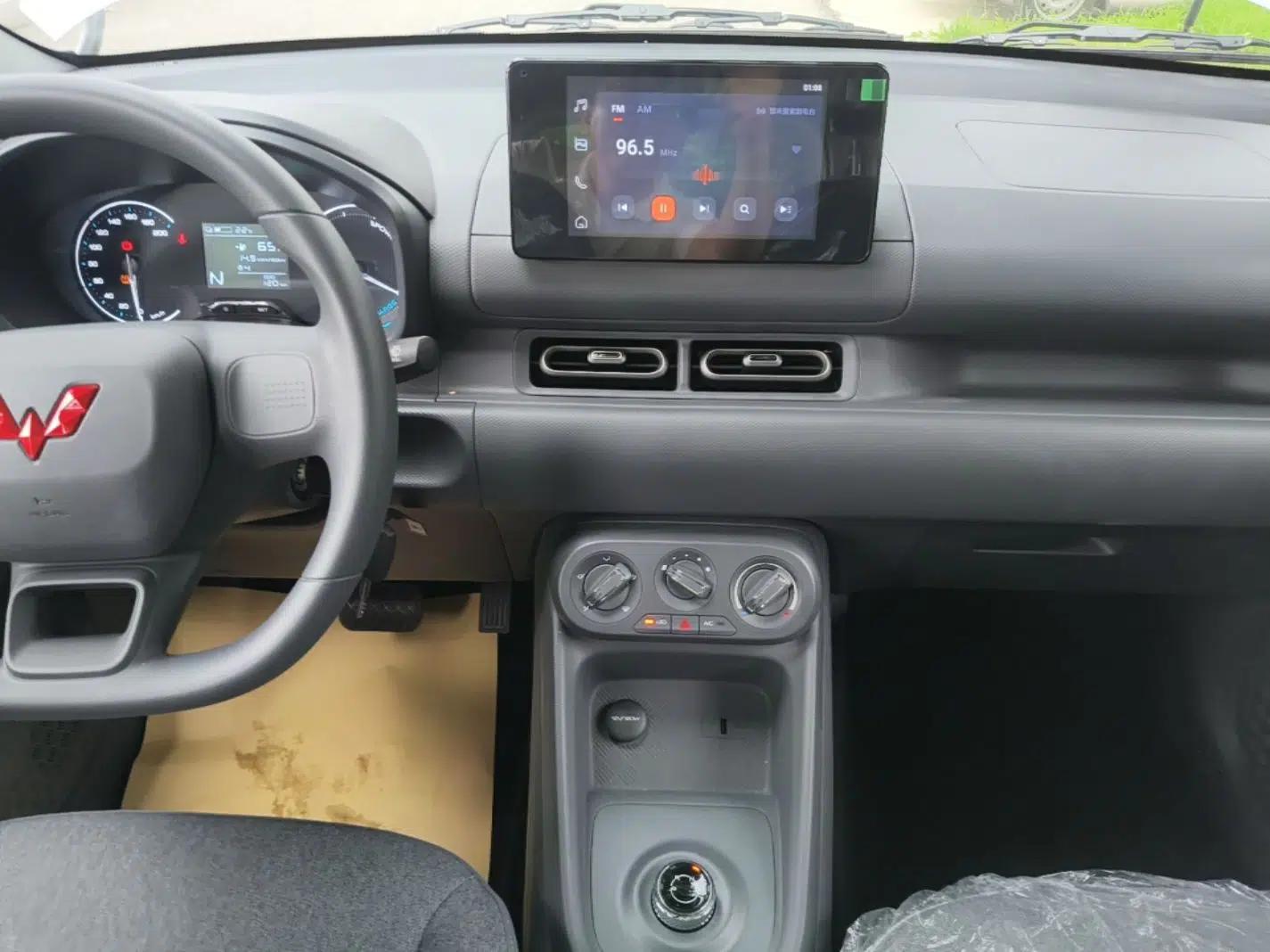 Wuling Hongguang New Energy 2024 All-Electric Model 300KM Standard Version — миниатюра 15