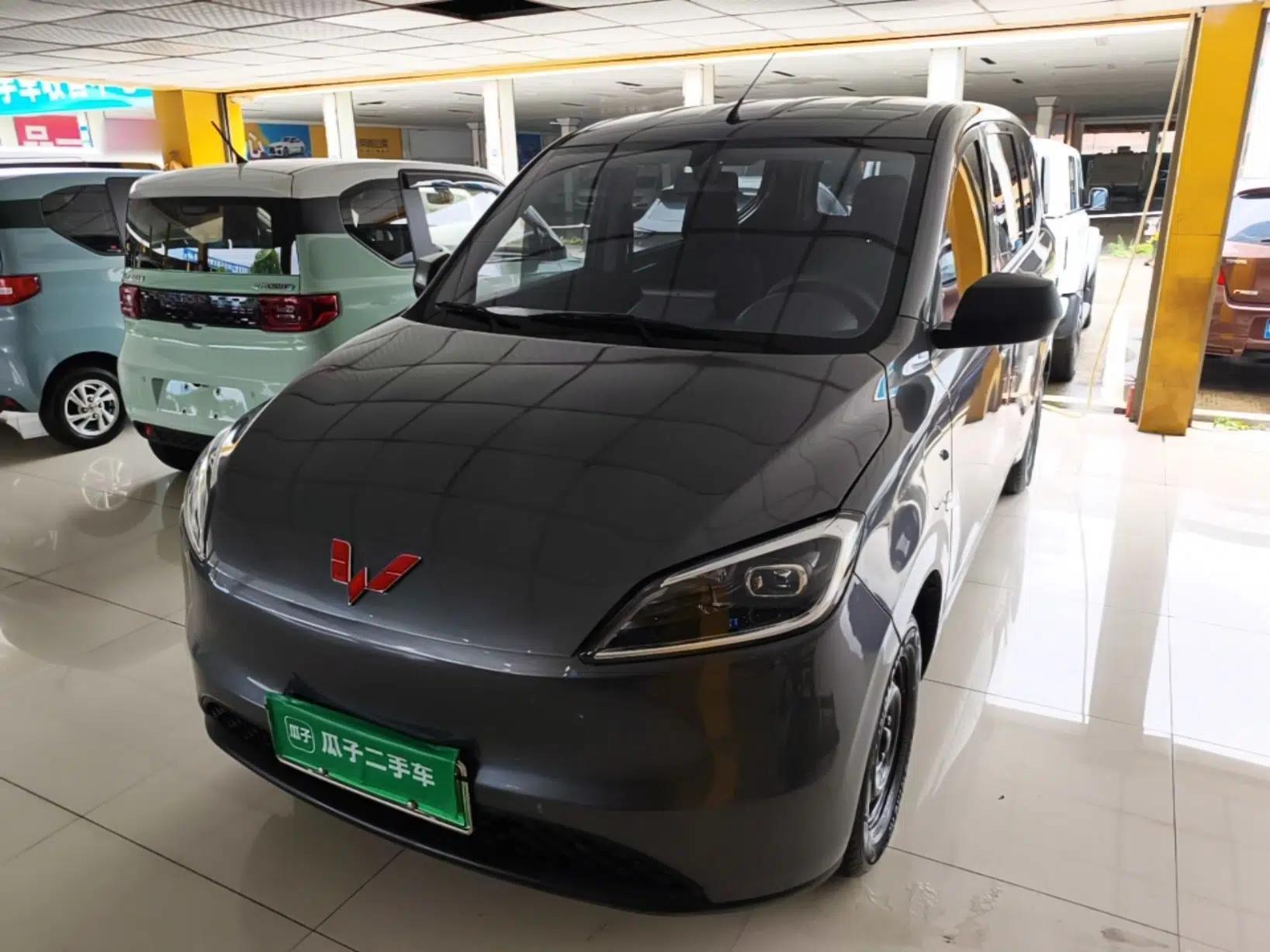 Wuling Hongguang New Energy 2024 All-Electric Model 300KM Practical Version — миниатюра 1