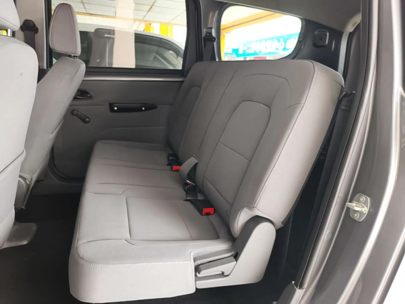 Wuling Hongguang New Energy 2024 All-Electric Model 300KM Practical Version — миниатюра 25