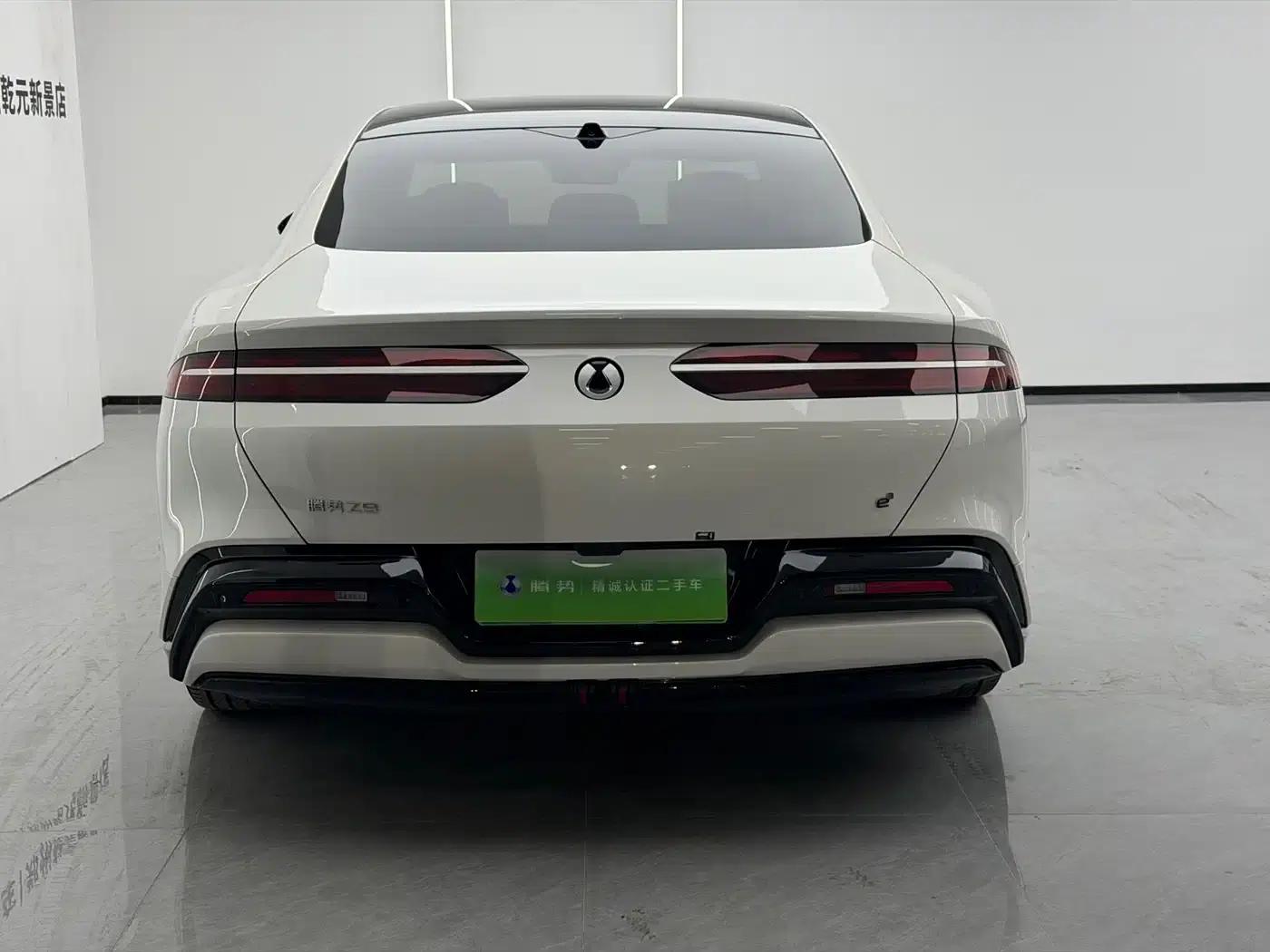 Denza Z9 2024 Model, 1100km Range, 4WD Ultra Edition — миниатюра 4