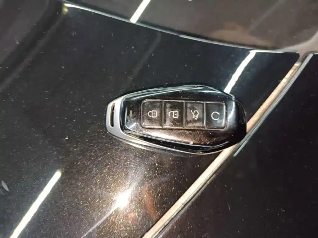 Denza Z9 2024 Model 1100km AWD Max Edition — миниатюра 9