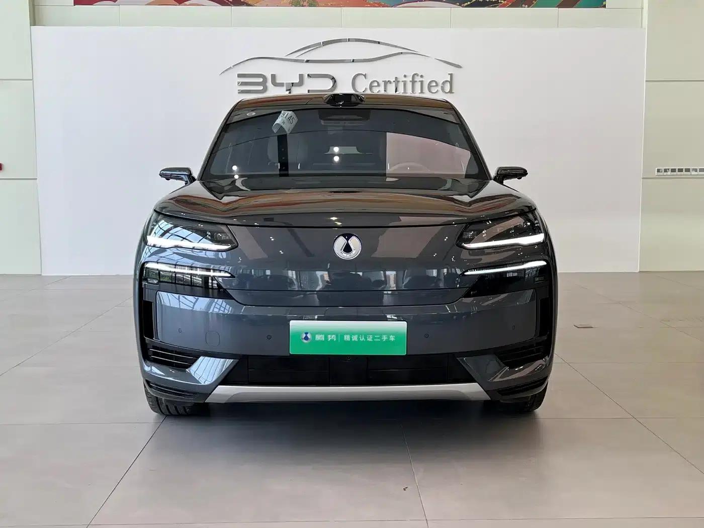 Denza N9 2025 Flagship Edition — миниатюра 2