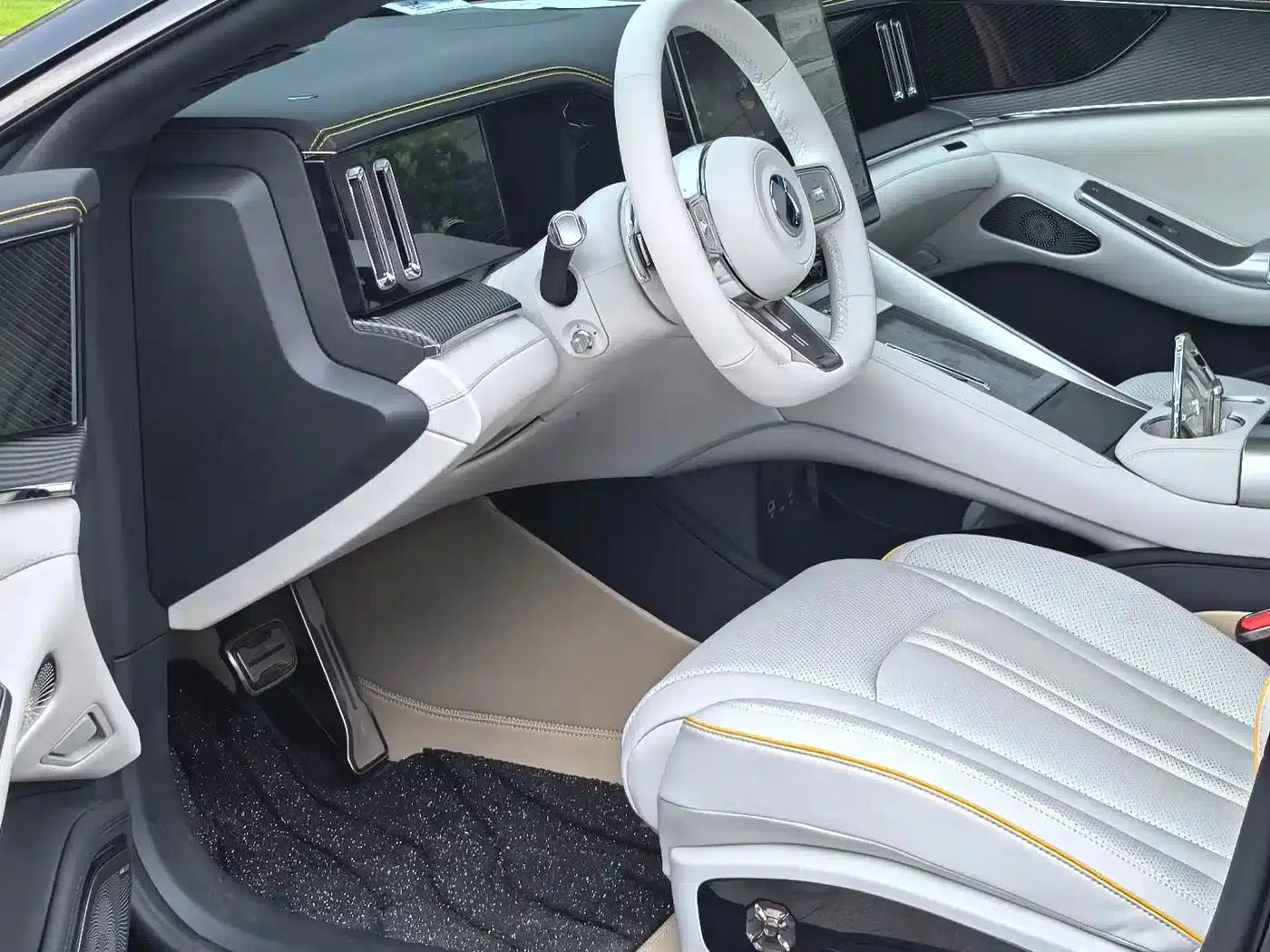 Denza Z9GT 2026 Flash Charge Premium Edition — миниатюра 8