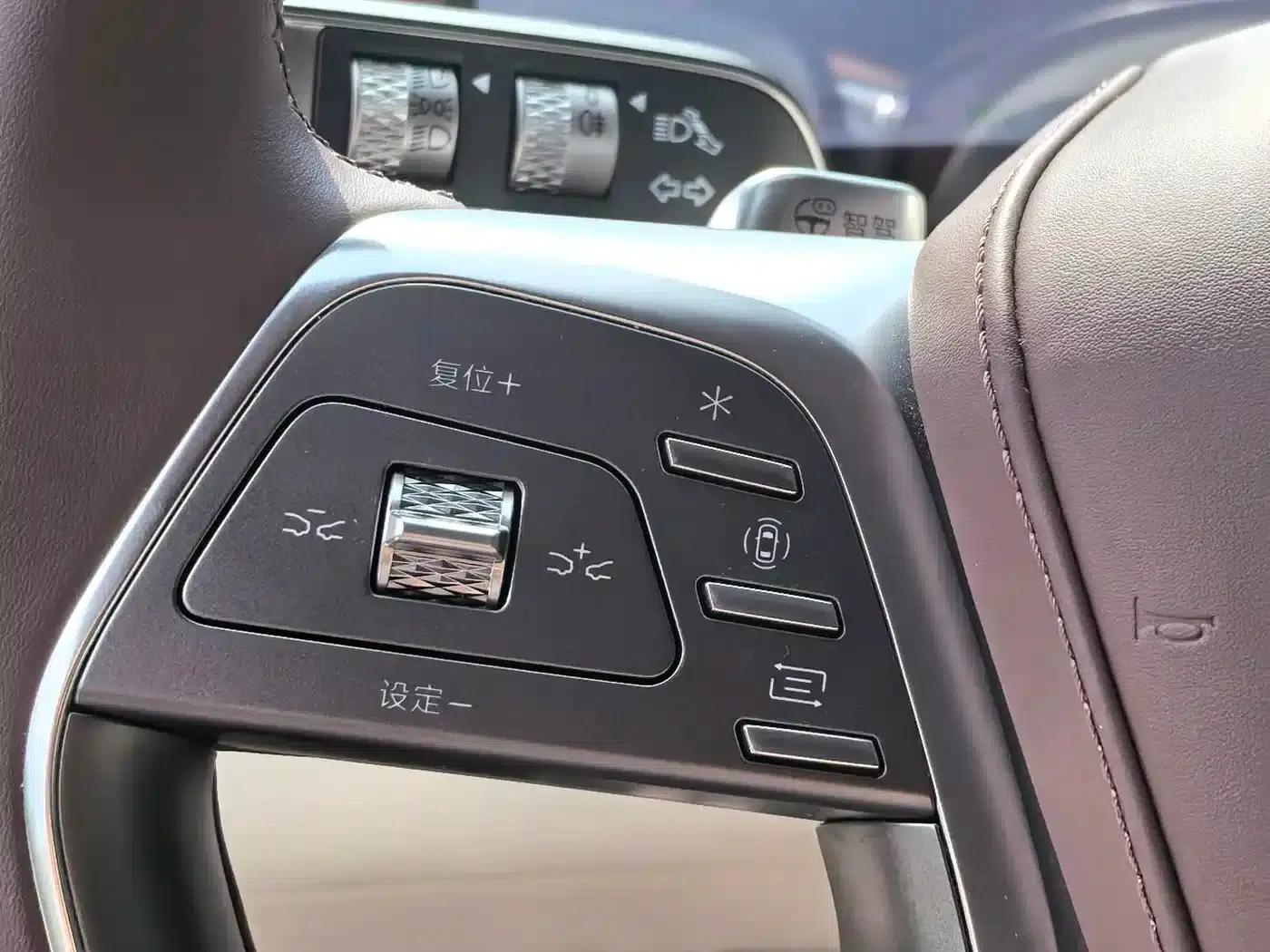 Denza Z9 GT 2024 1100 AWD Ultra Edition — миниатюра 18