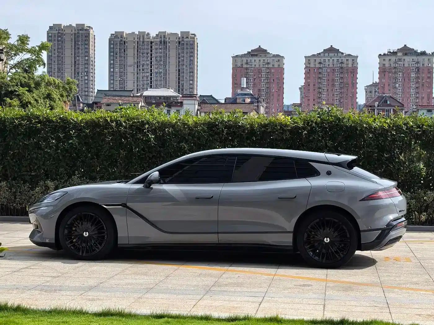 Denza Z9 GT 2024 1100 AWD Ultra Edition — миниатюра 28