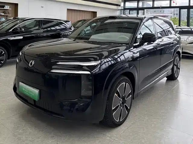 Denza N8L 2025 Flagship Edition
