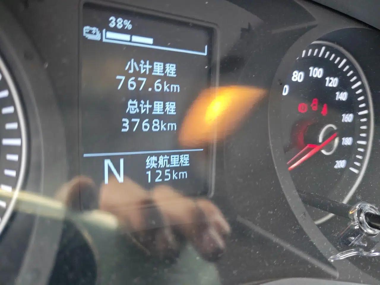 Wuling Yangguang 2026 Model, 330km Bus Comfort Edition — миниатюра 12
