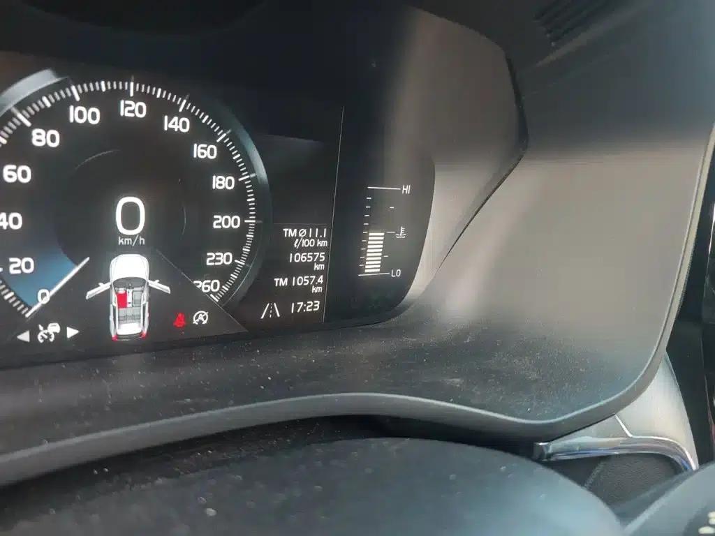 2021 Volvo XC60 T5 AWD Inscription Luxury Edition — миниатюра 13