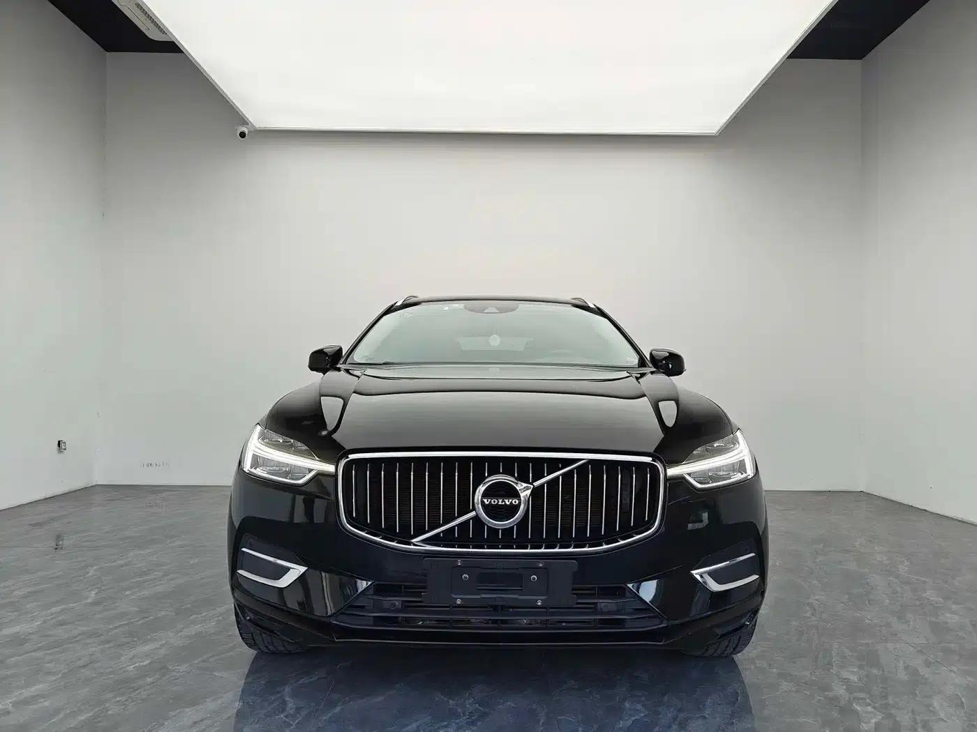 2020 Volvo XC60 T5 AWD Inscription Luxury Edition — миниатюра 2